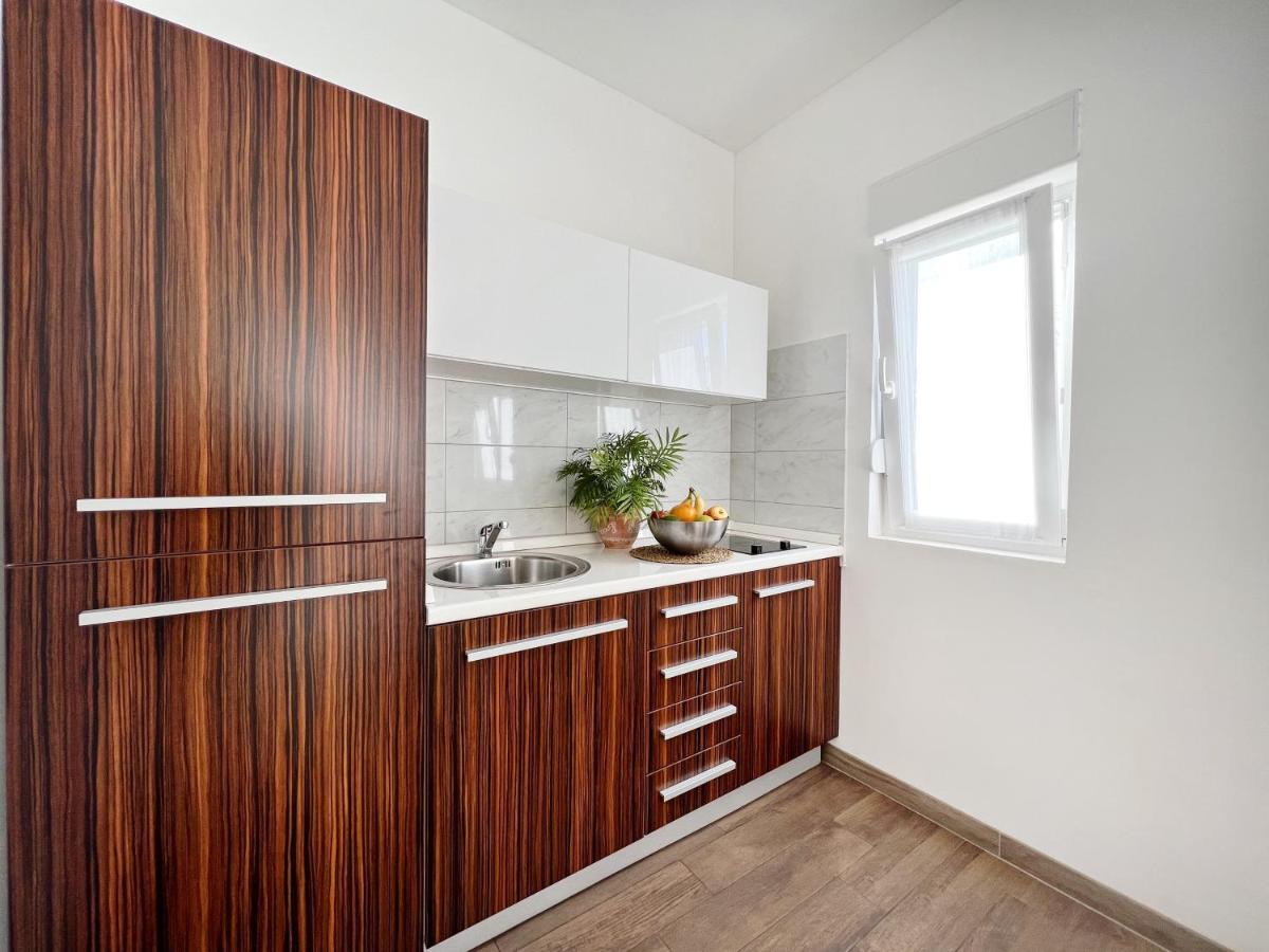 Apartments Teodora Maria Novigrad  Ngoại thất bức ảnh