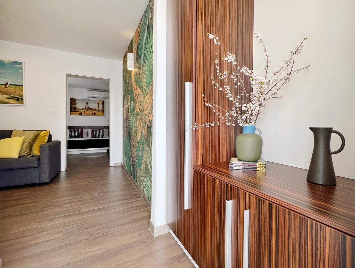 Apartments Teodora Maria Novigrad  Ngoại thất bức ảnh