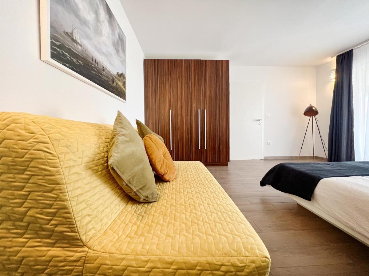 Apartments Teodora Maria Novigrad  Ngoại thất bức ảnh